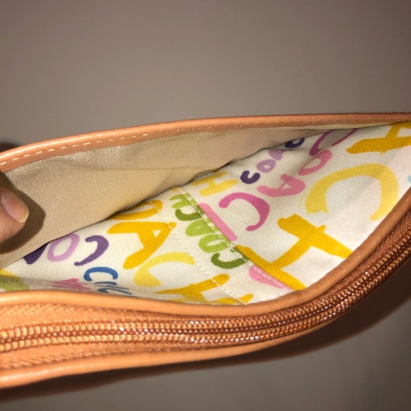 Coach Wristlet - Picture 4 of 11